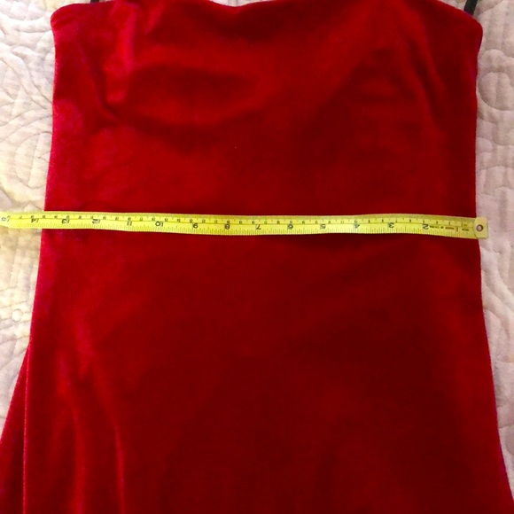 Sans Souci red velvet dress - Picture 7 of 7